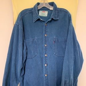 Mens X-large denim shirt.  Warn only a few times.